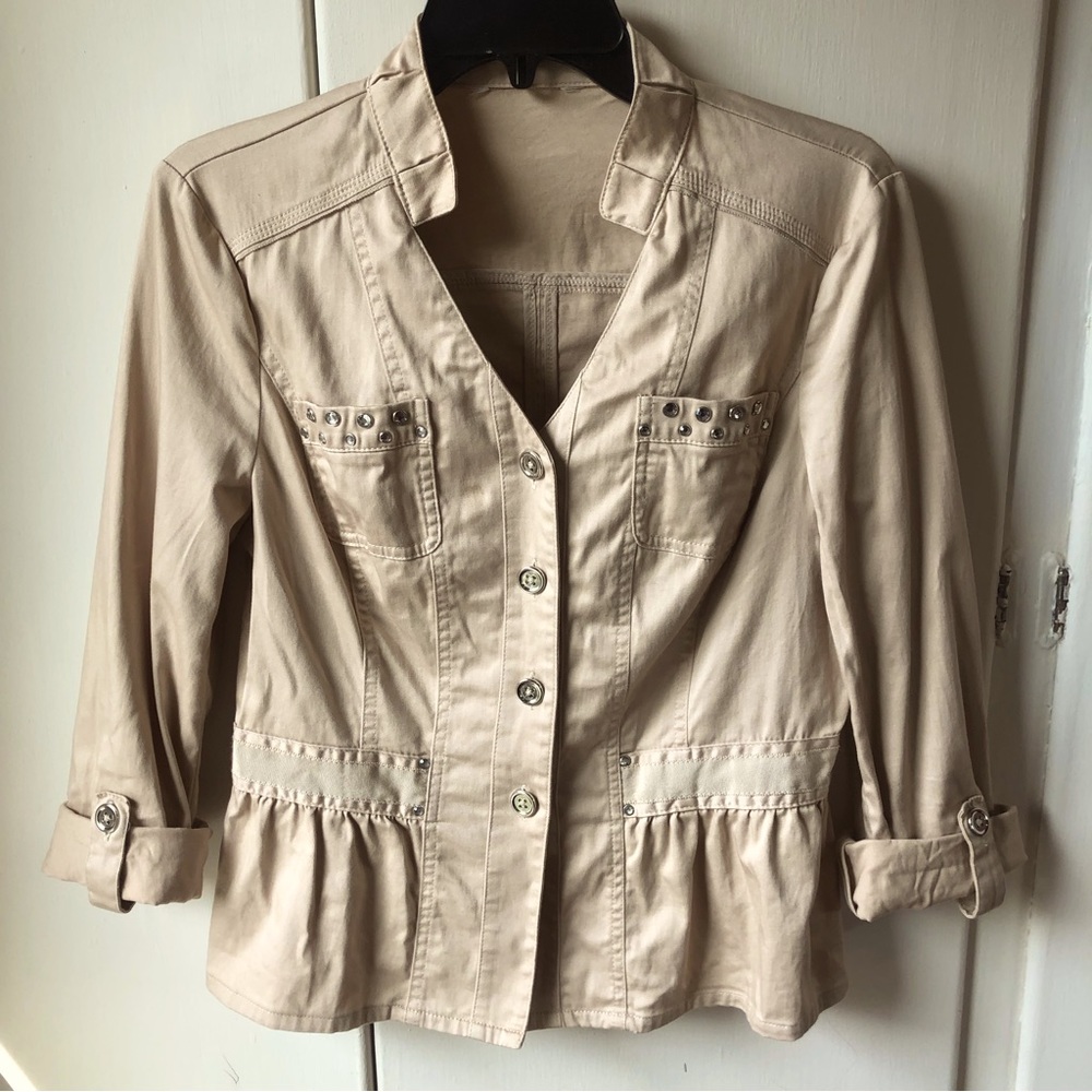 White House Black Market Beige Button-Front Peplum Jacket